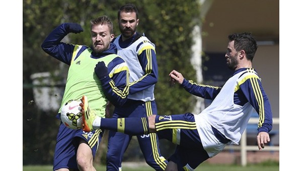 Fenerbahçe'de hazırlıklar devam ediyor