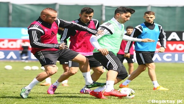 Gökhan Töre takımla çalıştı