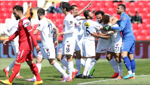 Mersin İdman Yurdu'lu futbolculara prim müjdesi