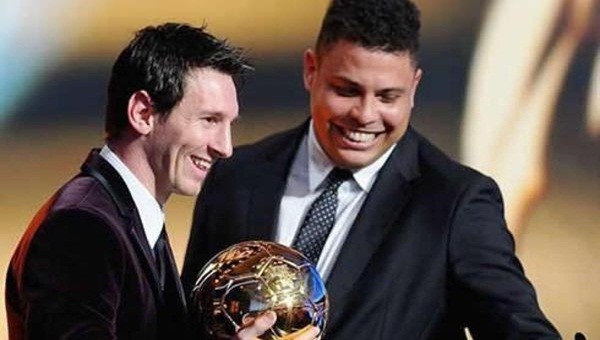 Messi Brezilya'nın efsane golcüsü Ronaldo'yu geride bıraktı