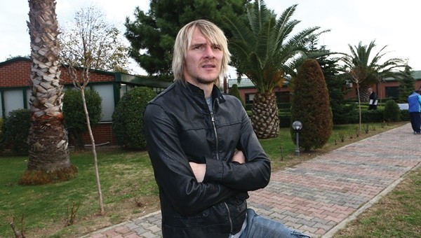 Milos Krasic tatile çıktı