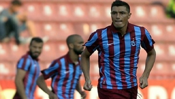 Oscar Cardozo, Galatasaray'ı bekliyor