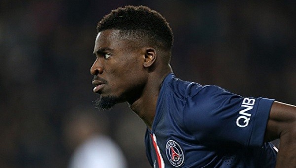 PSG, Aurier'nin bonservisini aldı