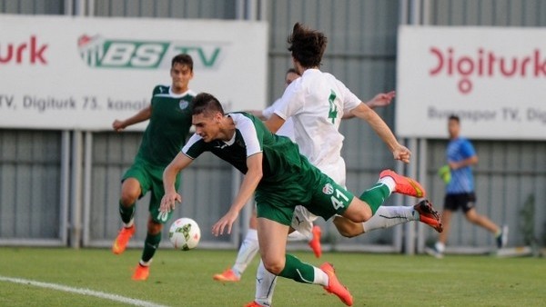 Bursaspor pilot takımını yendi