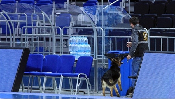 Ülker Arena'da bomba paniği!