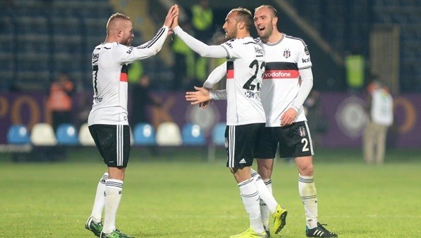 Zirveye 'Tosun' darbesi!