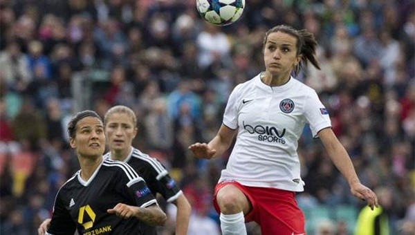 4 aylık hamileyken maça çıktı!