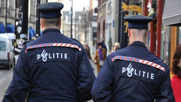 Polis eylemi Feyenoord'un maçını erteletti