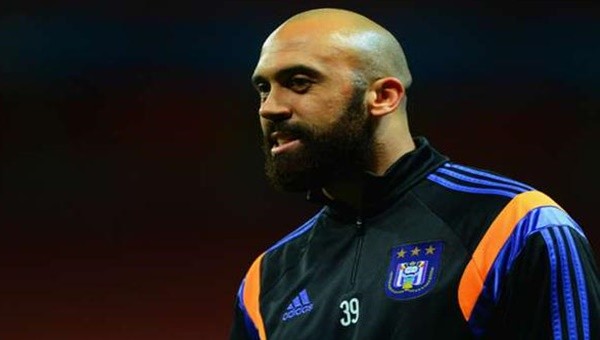 Anthony Vanden Borre'yi Fenerbahçe'ye yazdılar