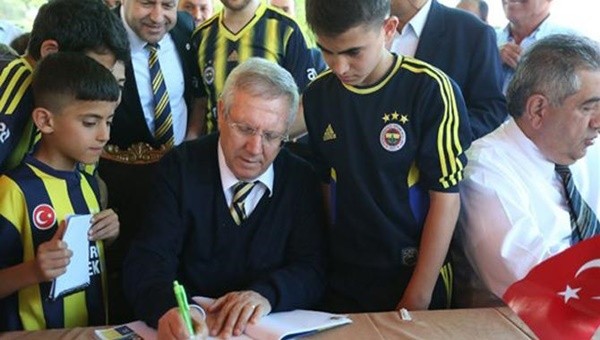 Aziz Yıldırım Hatay'a gitti