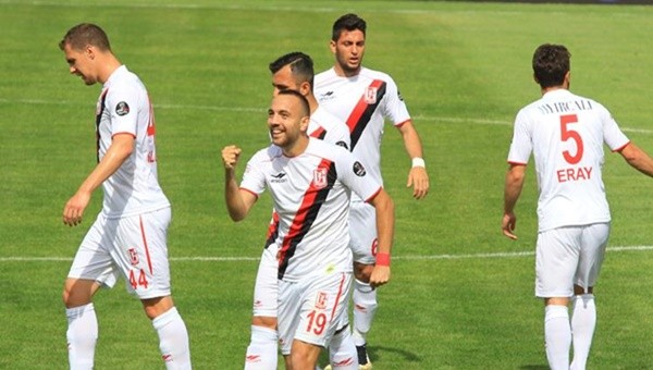 Balıkesirspor pes etmiyor! Tam 6 gol...