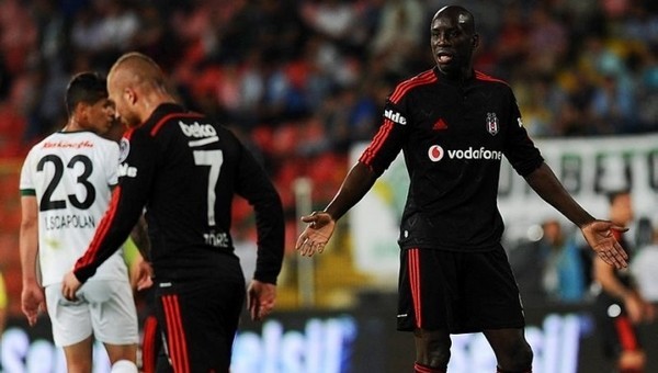 Beşiktaşlı futbolcular isyan etti!