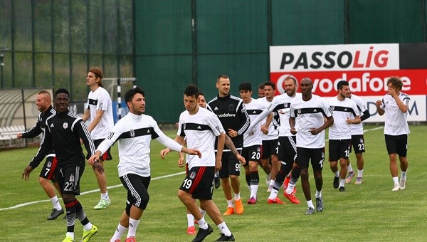 Beşiktaş'ta Gökhan sevinci! Takımla çalıştı