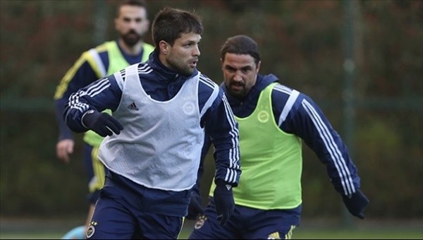 Diego Ribas yine 11'de! İşte kadro..