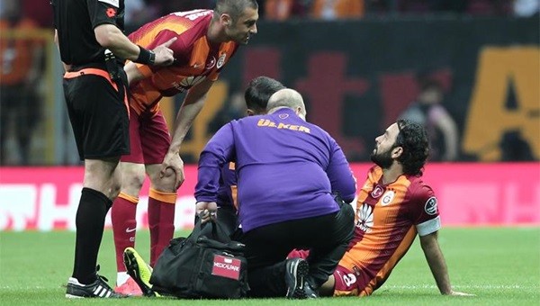 Galatasaray Doktoru Yener İnce, Selçuk'un sakatlığını açıkladı