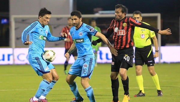 Eskişehirspor, Paşa'ya patladı