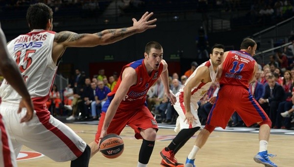 Euroleague'de ilk finalist Olympiakos oldu