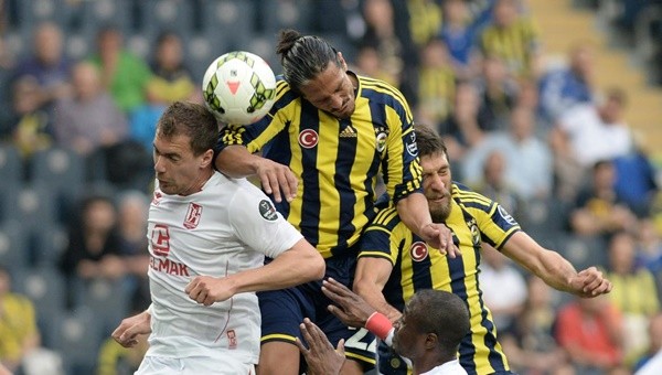 Fenerbahçe'de Bruno Alves cezalı duruma düştü