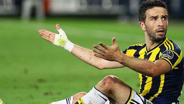 Fenerbahçe'de Gökhan Gönül şoku!