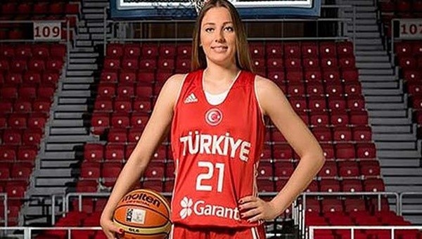Fenerbahçe'nin genç yıldızı Galatasaray'a gitti