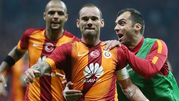 Galatasaray 1-0'a abone oldu