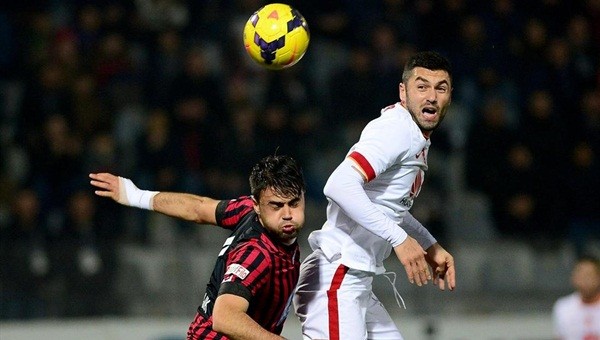 Galatasaray Gençlerbirliği'nin bileğini bükemiyor