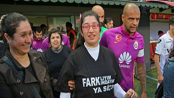 Galatasaray, otizmli çocukları unutmadı