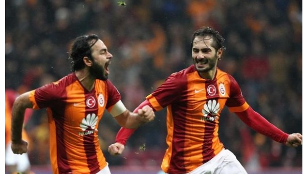 Galatasaray'da Selçuk İnan ile Hamit kadroda