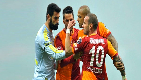 Galatasaray'dan Volkan Demirel'e gönderme