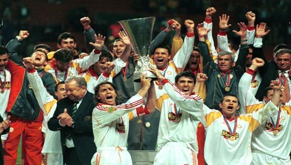 Galatasaray'ın UEFA Kupası zaferinin 15. yıl dönümü
