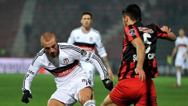 Gaziantepspor Beşiktaş'a direnemiyor