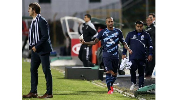 Quaresma çıldırdı, pazıbandı fırlattı