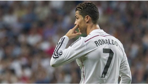 Ronaldo, efsaneyi geride bıraktı