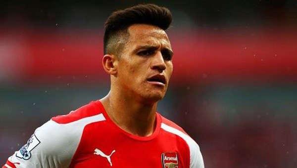 Alexis Sanchez rötar yapacak