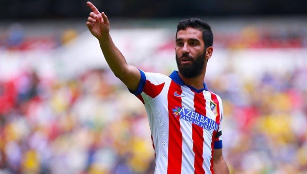 Arda Turan transferine seçim engeli