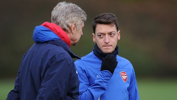 Arsene Wenger Mesut konusunda net konuştu