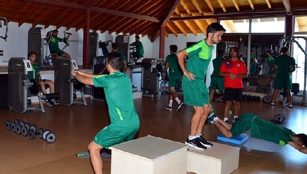 Bursaspor salonda çalıştı