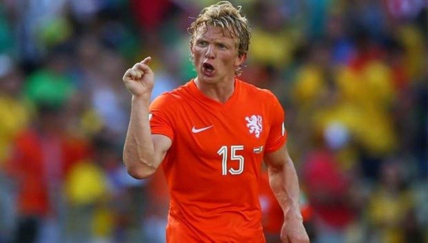 Dirk Kuyt'tan milli fedakarlık