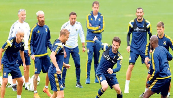 Fenerbahçe'de hızlandırılmış program