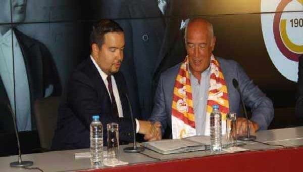Galatasaray'da Voleybol'un patronu Nedim Özbey