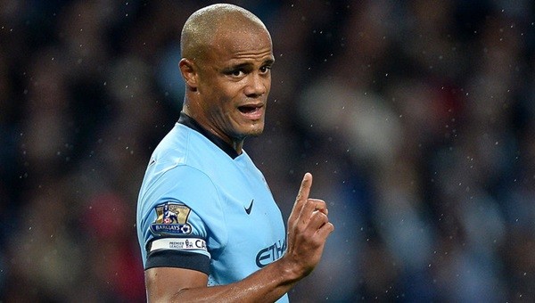 Kompany transfer bekliyor