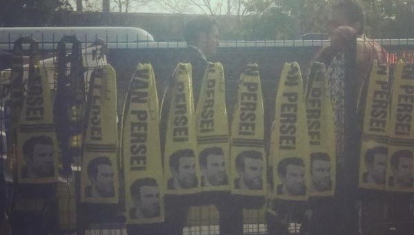 Korsan Van Persie atkısı