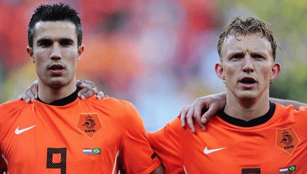 Kuyt'tan Van Persie'ye destek