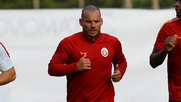 Sneijder: 'Kilomu, kontratımı konuşmayın'