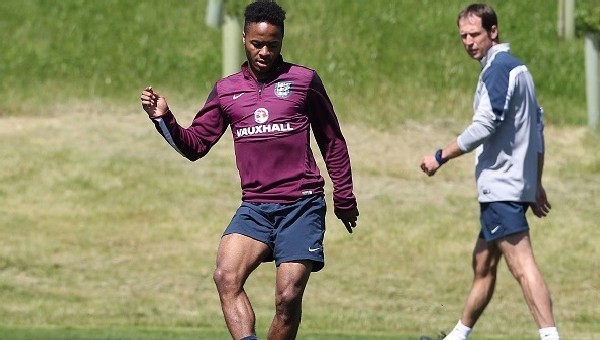 Sterling krizi büyüyor