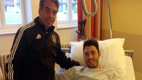 Tolgay Arslan ameliyat oldu