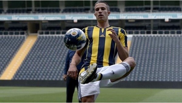 Van Persie Shakhtar Donetsk maçında oynayacak mı?
