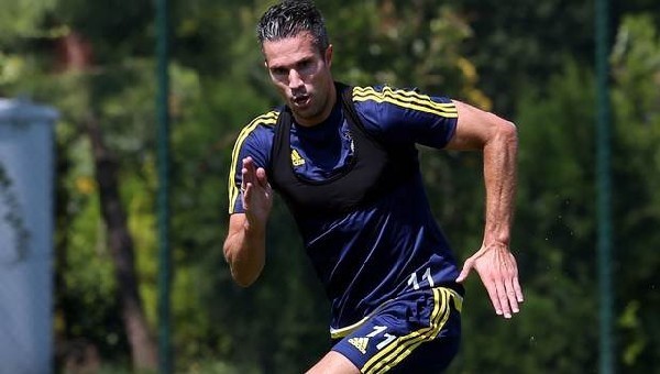 Van Persie'ye rakip yok
