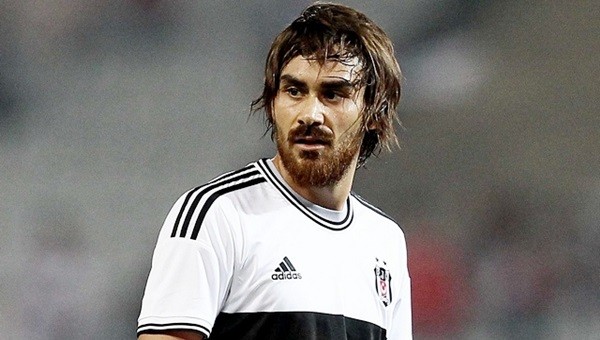 Veli Kavlak'tan Beşiktaş'a kötü haber