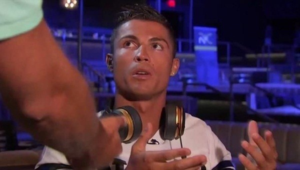 Cristiano Ronaldo soruyu beğenmedi, yayını terketti